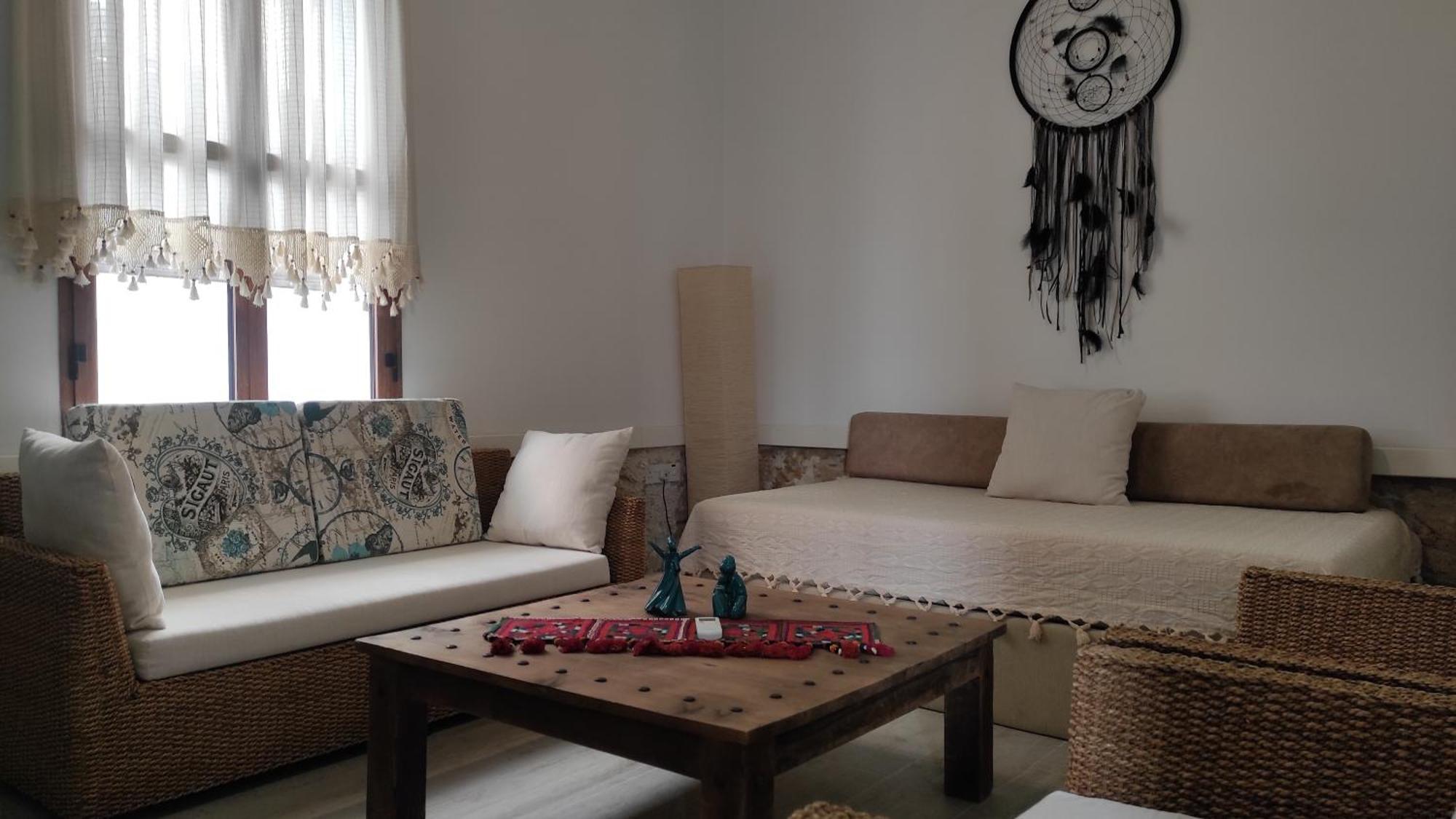 Mystic Guest House Famagusta 파마구스타 외부 사진